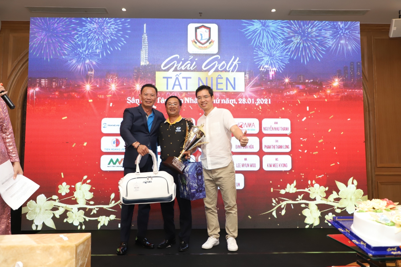 Vinhomes Central Park Golf Club tưng bừng tổ chức giải golf Tất niên